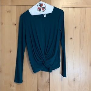 Twist tie bottom teal shirt